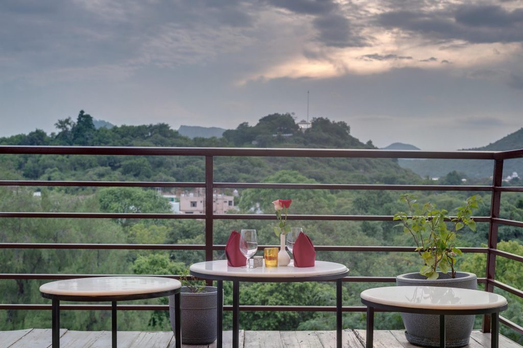Agoda’s “Top 10 Hotels in Udaipur” lists