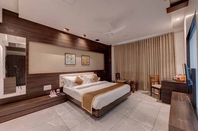 Best Hotel near Sukhadia Circle, Panchwati, Udaipur